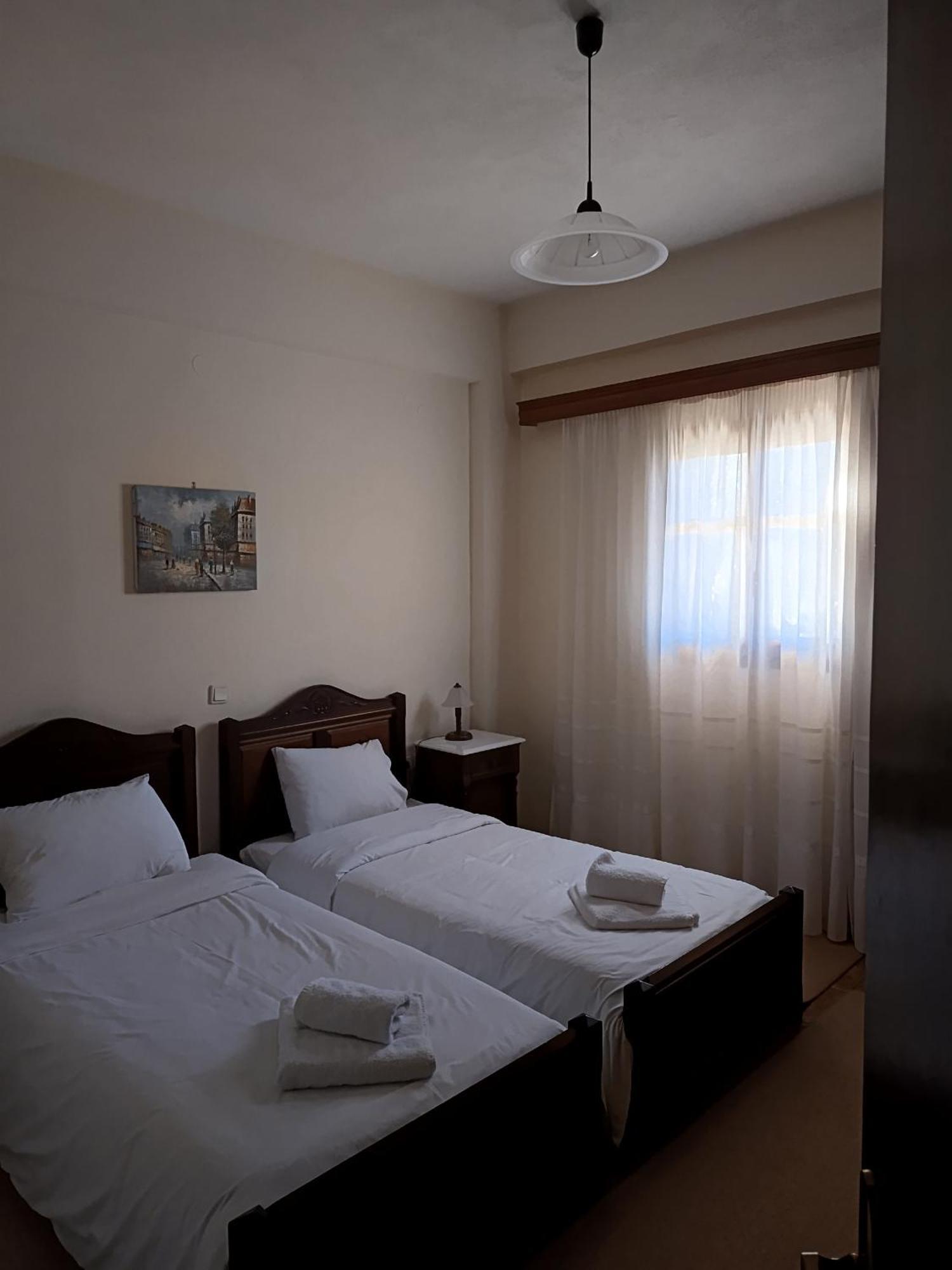 Hotel 2 Alonia Anatoliki Frangista Zimmer foto